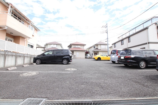 駐車場　敷地愛駐車場（要空き確認）