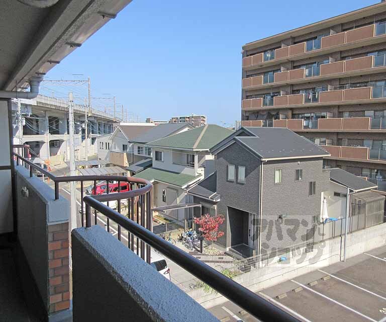 眺望　バルコニーから・