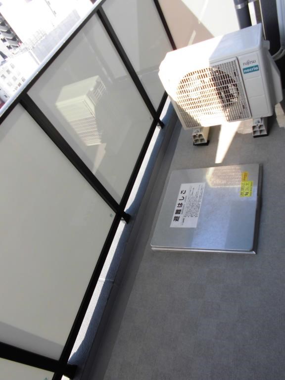 バルコニー　※別号室の参考写真になります。