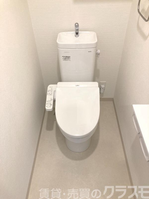 トイレ　ウォシュレット＆ウォームレット