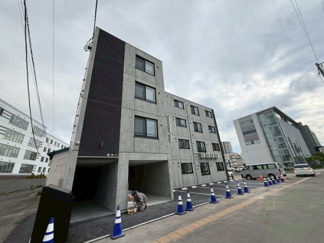 建物外観　札幌市中央区北１１条西「癒禅Ｎ１１」