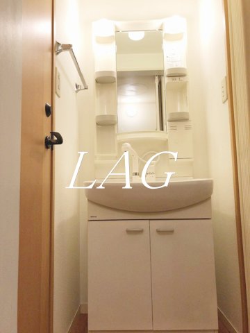 洗面設備　洗面台です。