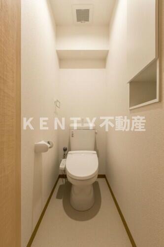 トイレ　落ち着いたトイレです