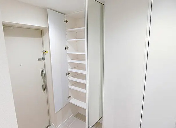 収納　※別部屋の参考写真です。