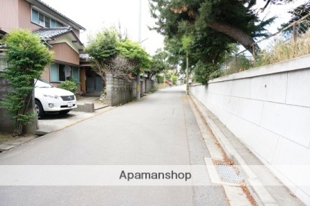 その他　前面道路（その他）まで0m