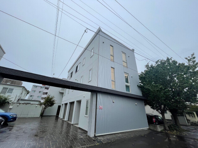 建物外観　札幌市中央区南１８条西「トリニティゲート伏見Ｂ棟」