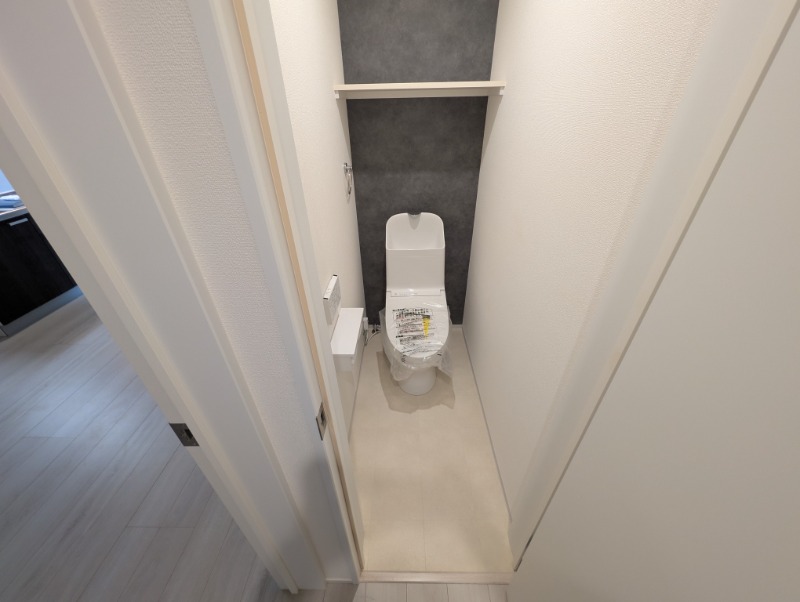 能勢電鉄妙見線 絹延橋駅 徒歩4分 3階建 新築のトイレ写真