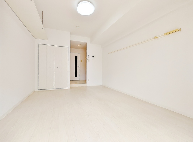 居室・リビング　ホワイトコーデのお部屋