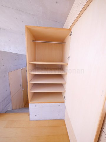 収納　室内写真は同タイプ別室の写真です。現況と異なる部分は現況優先