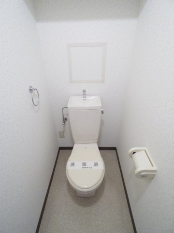 トイレ　参考写真