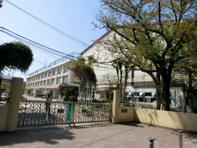 小学校　練馬区立 関町北小学校（小学校）まで458m