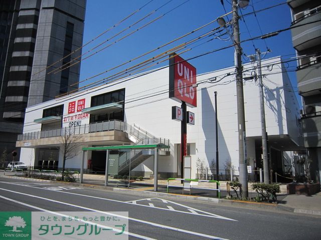 ショッピングセンター　ユニクロ王子神谷店（ショッピングセンター）まで670m