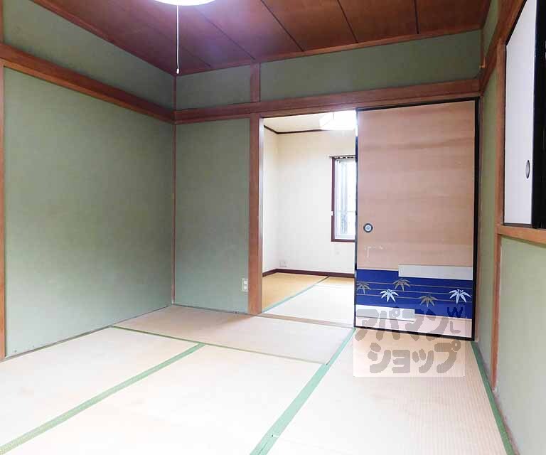 居室・リビング　落ち着く和室のお部屋です