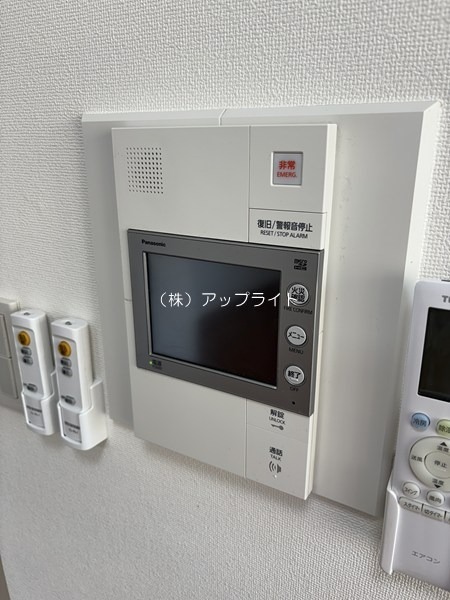 セキュリティ　モニター付インターホン