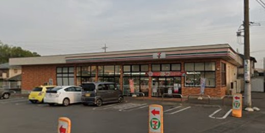 コンビニ　セブンイレブン つくば下広岡店（コンビニ）まで580m