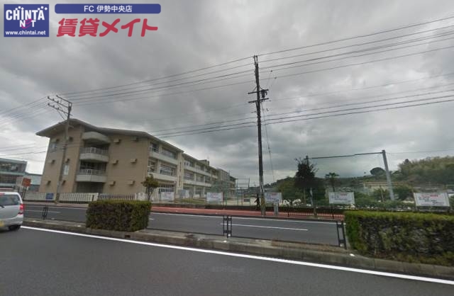 小学校　伊勢市立明倫小学校（小学校）まで1100m