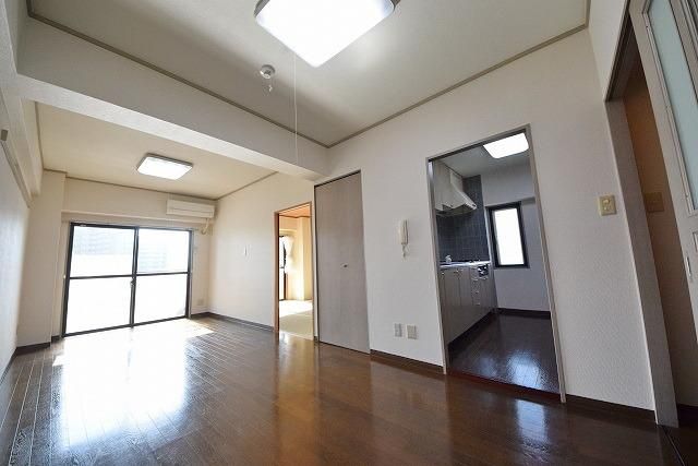 居室・リビング　タウンハウジング仙川店まで♪