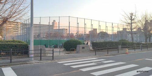 公園　豊里中央公園（公園）まで261m