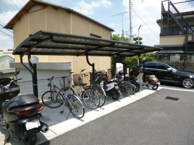 その他共有部分　★屋根付き駐輪スペース★