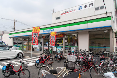 コンビニ　ファミリーマート大田久が原五丁目店（コンビニ）まで757m