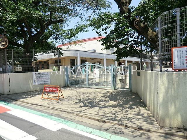 小学校　世田谷区立祖師谷小学校（小学校）まで601m