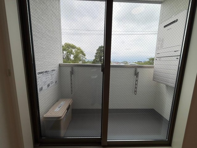 バルコニー　洋室東側のバルコニー
