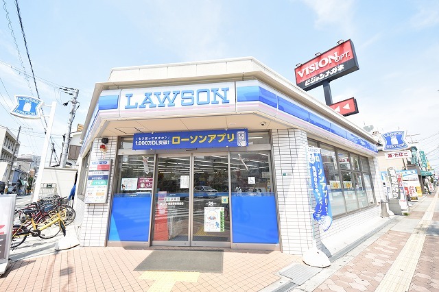 コンビニ　ローソン　都島警察署前店（コンビニ）まで256m