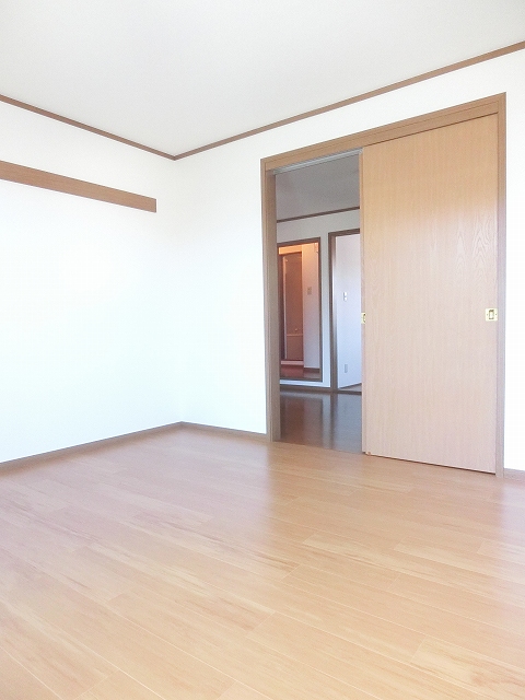 居室・リビング　南側洋室6帖