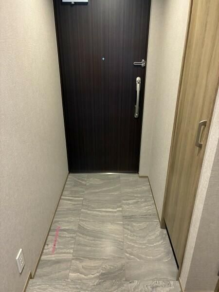 玄関　落ち着いた玄関です