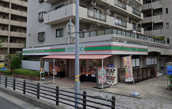 コンビニ　ローソンストア100 東灘甲南町店（コンビニ）まで160m