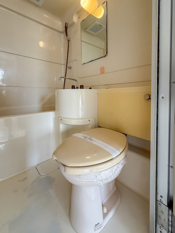 ＪＲ山陽本線 垂水駅 徒歩5分 5階建 築39年のトイレ写真