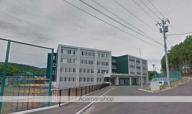 小学校　山の手小学校（小学校）まで397m
