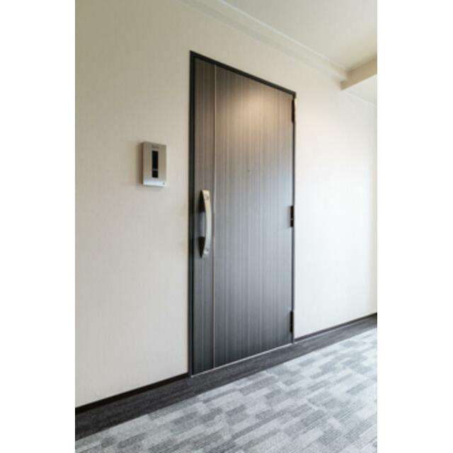 玄関　※写真は同タイプ住戸です。