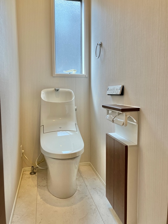 トイレ　トイレもきれいです