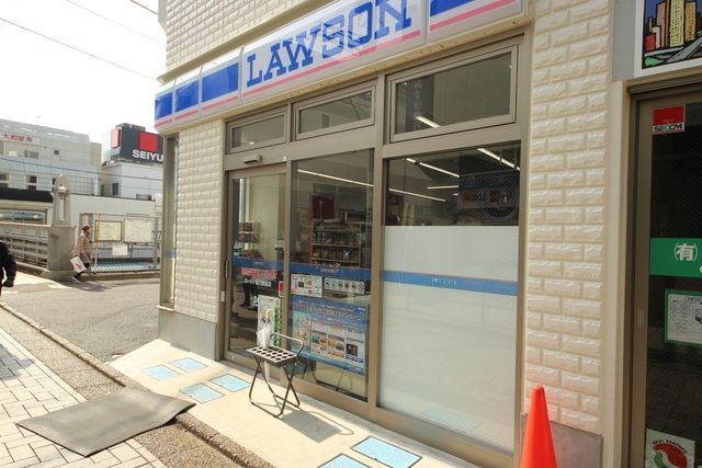 コンビニ　ローソン仙川駅前店（コンビニ）まで352m