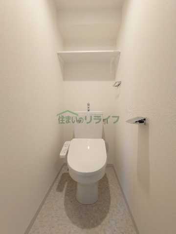 トイレ　別部屋引用