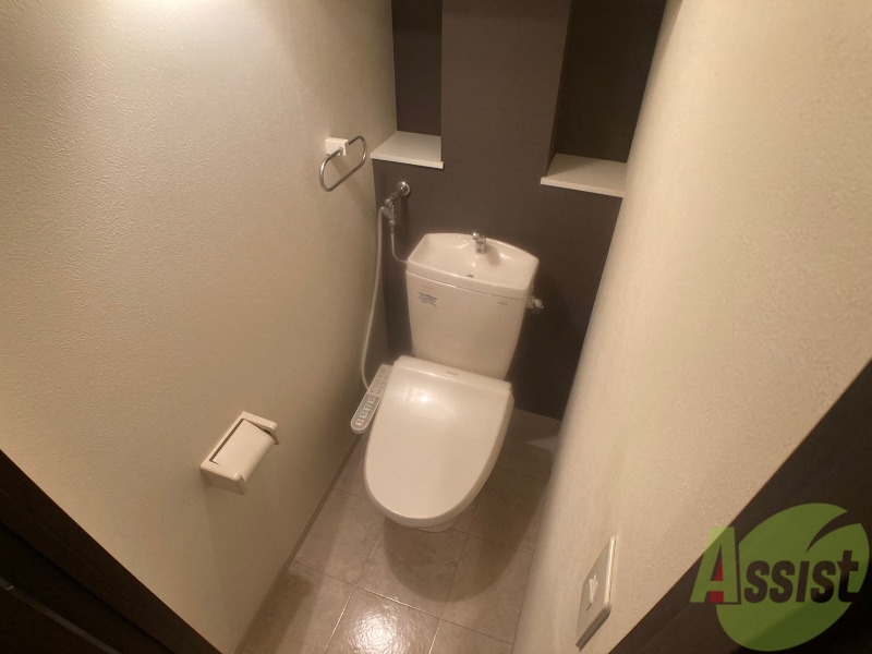 トイレ　トイレです。ウォシュレット付を探している方、おすすめです。