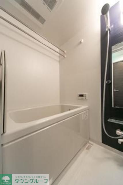バス・シャワールーム　※写真は同タイプ住戸です。