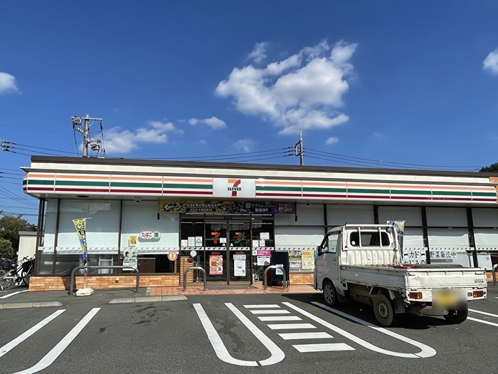 コンビニ　セブンイレブン多摩永山2丁目店（コンビニ）まで300m