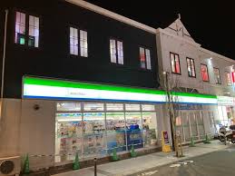 コンビニ　ファミリーマート蒲田南口駅前店（コンビニ）まで123m