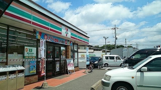 コンビニ　セブンイレブン古河大山店（コンビニ）まで750m
