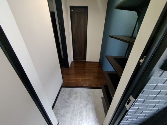 玄関　※別部屋の写真です