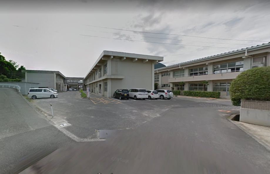 小学校　飯山北小学校（小学校）まで362m