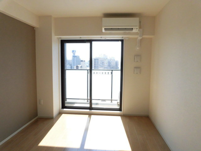 居室・リビング　日当たりの良いお部屋です