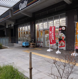 コンビニ　デイリーヤマザキ ブリリアマーレ有明店（コンビニ）まで360m