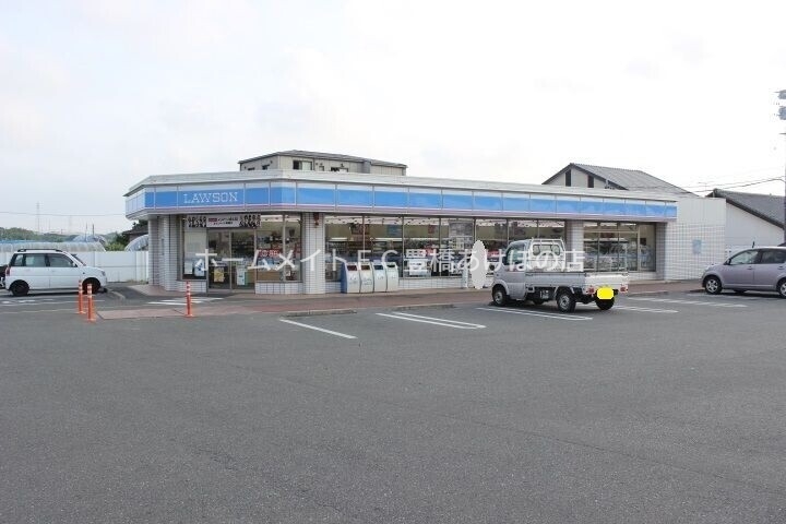 コンビニ　ローソン豊橋浜道店（コンビニ）まで519m