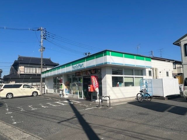 コンビニ　ファミリーマート岩沼吹上１丁目（コンビニ）まで1400m