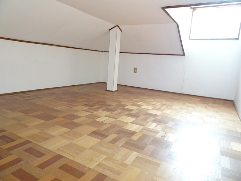 収納　屋根裏収納