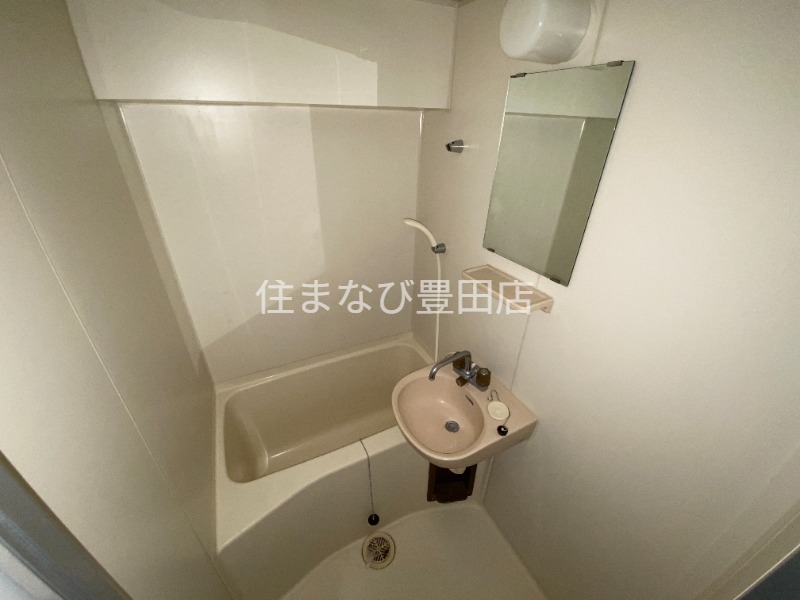 バス・シャワールーム　同型タイプ