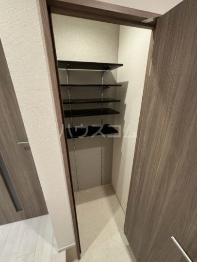 R-Residence南千束の玄関写真